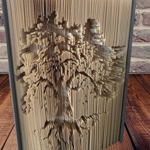 Tree.Book folding pattern,Cut and fold, Instructions.
