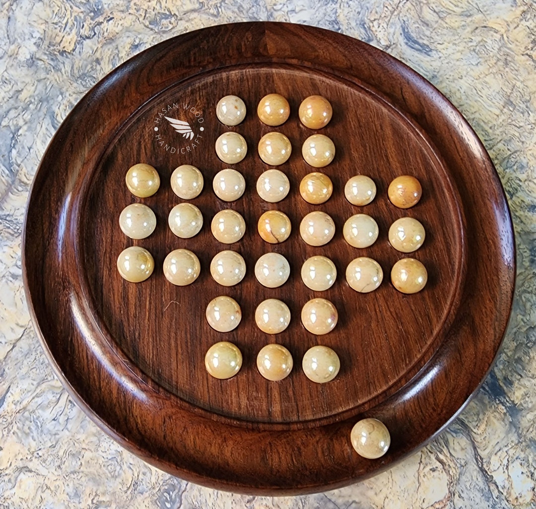 Wooden Solitaire Board Game Brain Game Set Solitaire Chess Bead Wood Marbles Chess Puzzle Peg