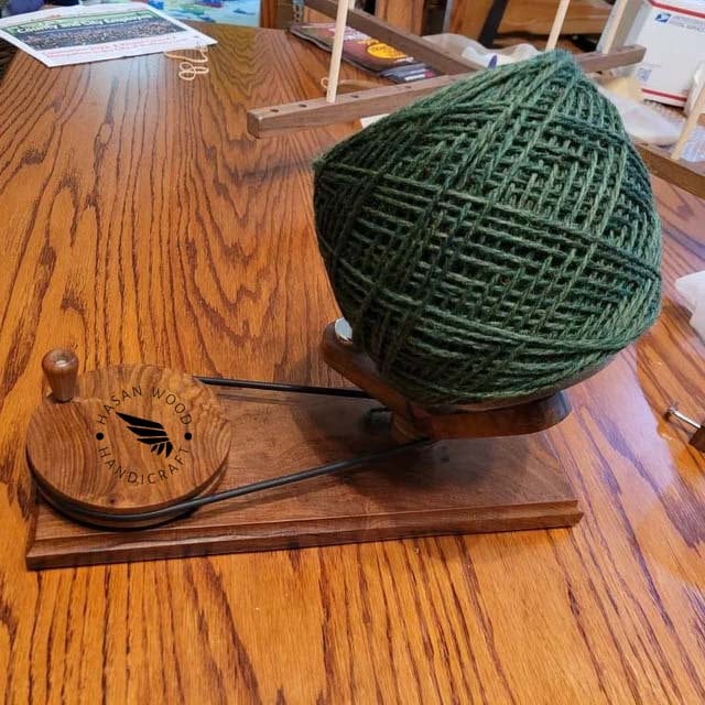 Rosewood Mix Wooden Yarn Winder for Crocheting and Knitting Yarn Ball Winder  Heavy Duty Large Capacity Natural 