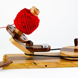 Handmade Operated Premium Crafted Knitting Ball Winder, Heavy Duty Yarn Swift Winder Umbrella, Wool String Ball Speedily Winder Machine