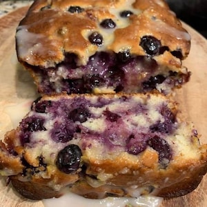 Scarica il pane al limone e ai mirtilli