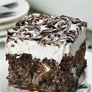 Pastel Poke De Chocolate Y MalvaviscosDescargar