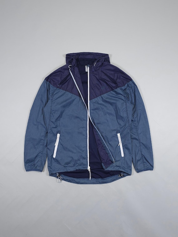 nike sportswear colour block lightweight jacket