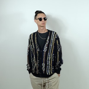 Vintage Y2K Carlo Colucci Gold Edition IV Schwarzer Strick Cardigan - Carlo Colucci Elegante Schwarze Strick Cardigan - Gold Spellout Cardigan