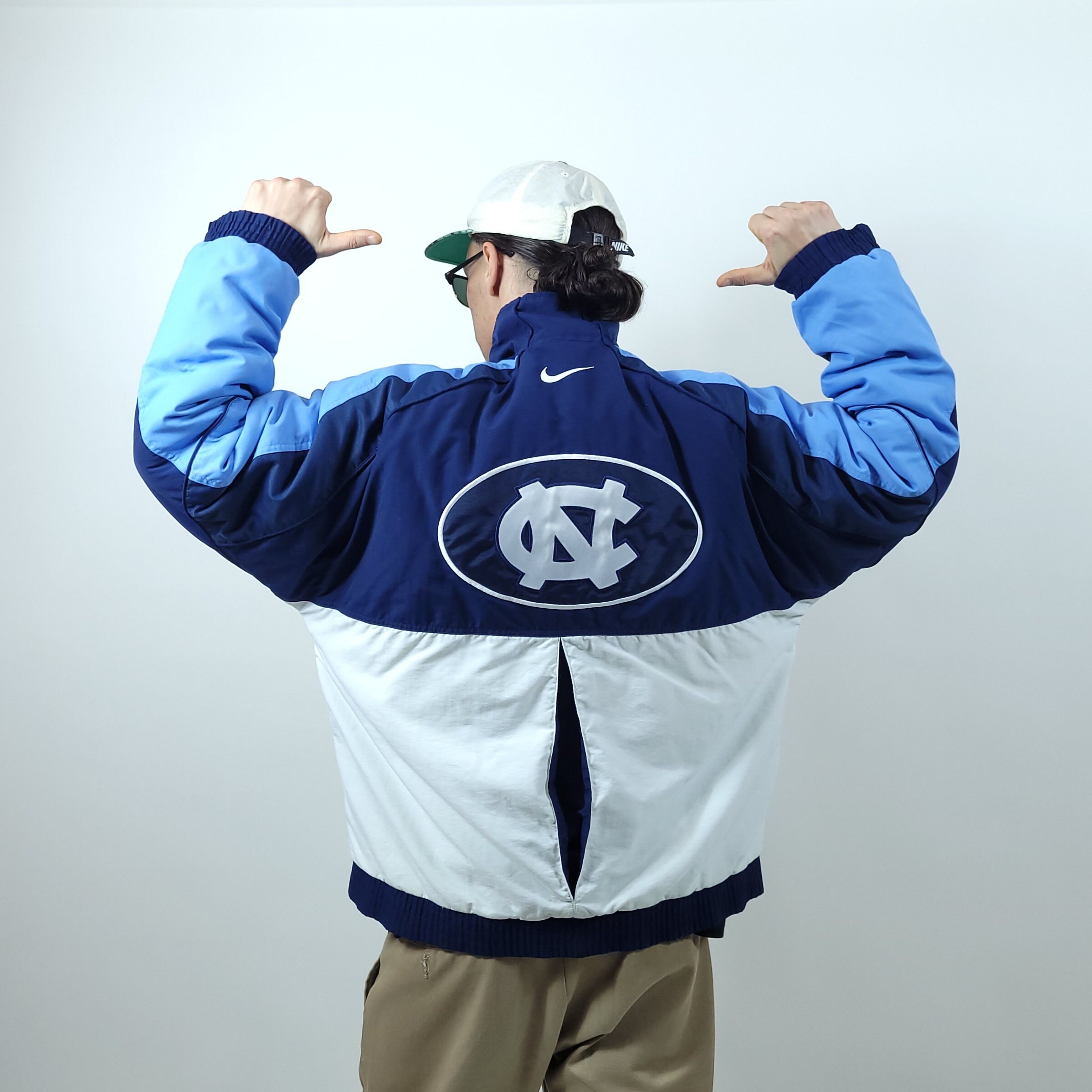 Vintage 90s Y2K Nike North Carolina Embroidery Padded Puffer Vintage 90s Y2K Nike North Carolina Embroidery Padded Puffer