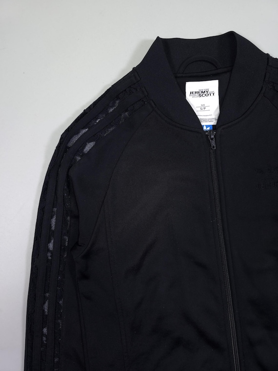  Jeremy Scott ブラック トラックジャケット y2k Y2K Adidas X Jeremy Scott Lace Panel Black Track Jacket – Fits XS