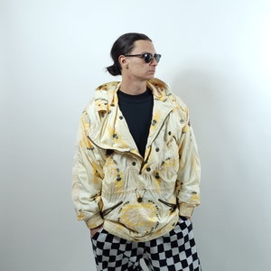 Vintage 80s 90s Emmegi Yellow Half Zip Ski Jacket with Metallic Badge And Buttons / Vintage 90s Yellow 1/2 Zip Hooded Adjustable Ski Jacket