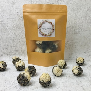 Green tea ball with white chrysanthemum 10 pieces - Blooming tea ball - Green tea and white chrysanthemum - Flower tea for special occasions