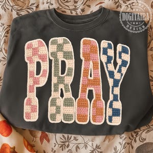 Yarn Pray png, Christian Yarn checkered PNG Retro Varsity Faith png Blessed Jesus Design Trending Girly Bible Quote Amen Popular Shirt png