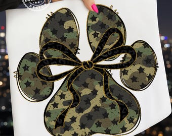 Arco de coqueta de perro camuflaje PNG, Retriever de caza de camuflaje, Perro camuflaje, Arco de camuflaje de otoño para niña PNG, Arco de camuflaje preppy PNG, Camisa de caza PNG, Southern Outdoors