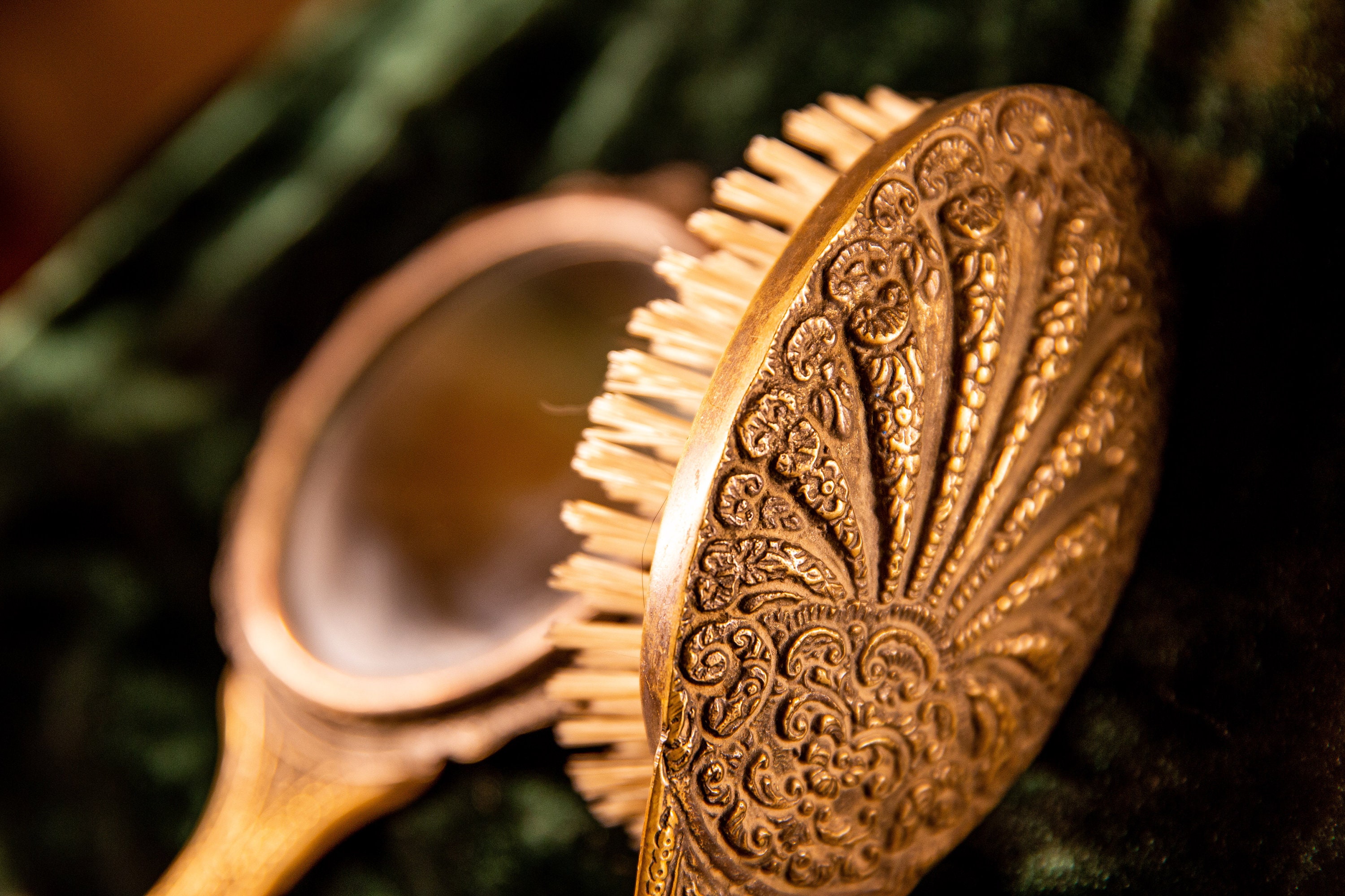 Vintage Mirror and Brush Set,vintage Heavy Mirror,vintage Heavy Brush