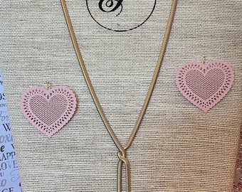 Amore Earrings (earrings only) Pink Hearts