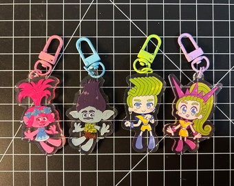 Trolls Double Sided Keychain Charms (Velvet and Veneer, Branch and Poppy)