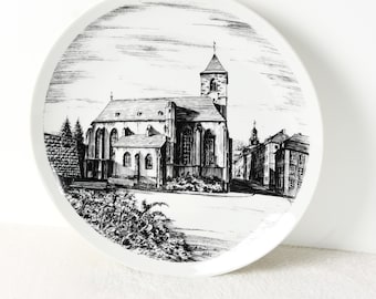 4 Decorative souvenir plates from Saarbrücken black and white/ 4 Decorative souvenir plates from Saarbrücken black and white