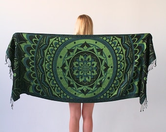 Labyrinth Flower Pashmina Shawl - Forest Green