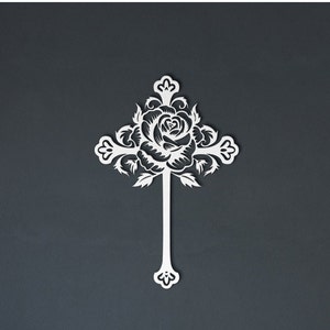 Rose Crowned Metal Cross: Religious Wall Decor