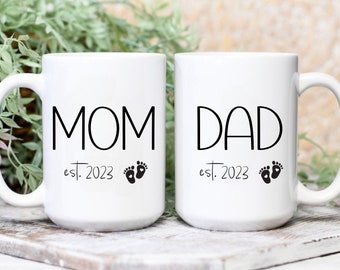 Personalized Mom Dad Mugs, Mom and Dad Mugs, Expecting Parents Gift, Est 2023, Parents to Be Gift, New Parent Gift, Baby Shower Gift