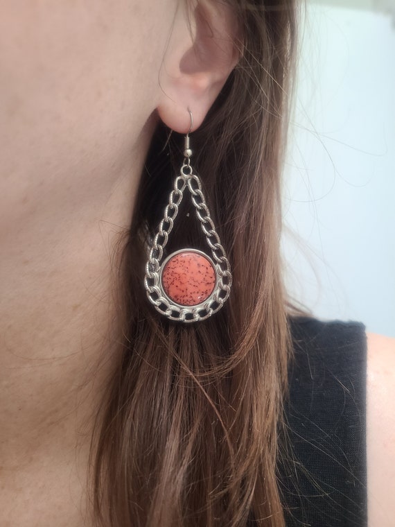 Vintage coral and silver-toned drop hook earrings - image 1