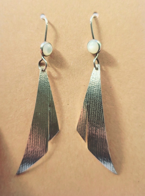 1980s Sterling Silver & White Moonstone Drop Earri