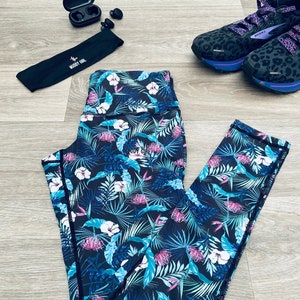 TROPICAL ADVENTURES Sports Fitness Leggings Suitable for Yoga, Running, Gym, Canicross, Bikejoring, Dance, Aerobics, Hiking, Exercise