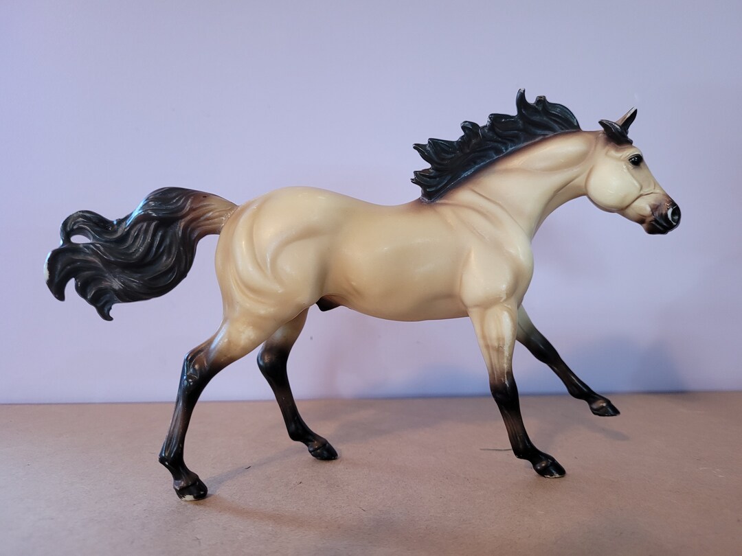 Breyer Classic Dun Running Quarter Horse Etsy