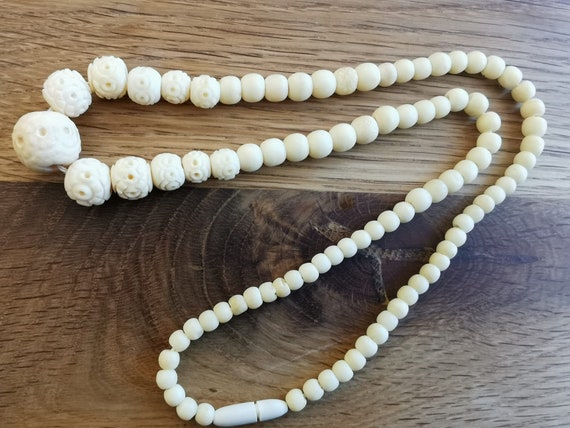 Antique short necklace of carved bone beads strun… - image 2
