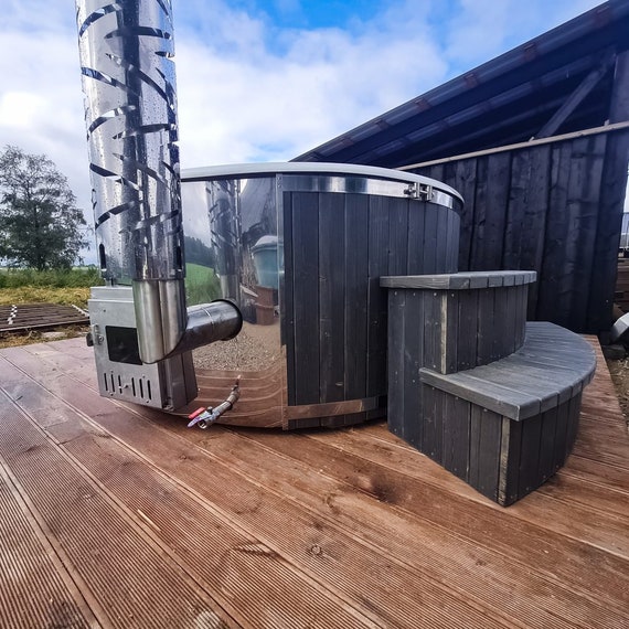 Wood Hot Tub With Massages and LED Rgb Lighting Hot Tub for 