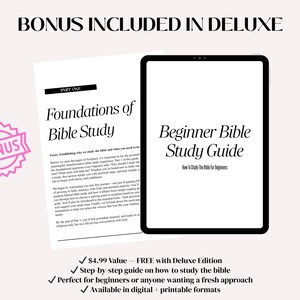 Może przedstawiać: Cyfrowy przewodnik do studiowania Biblii z tekstem "Beginner Bible Study Guide" i "Foundations of Bible Study". Obraz zawiera r&oacute;żową naklejkę "Bonus" i tekst "Bonus Included in Deluxe".