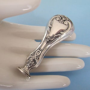 Franse lakzegel zegelstempel RIJK massief zilver antiek tot vintage, zwijnenkop keurmerk 800 zilver Art Nouveau, monogram C.N., bureau-items