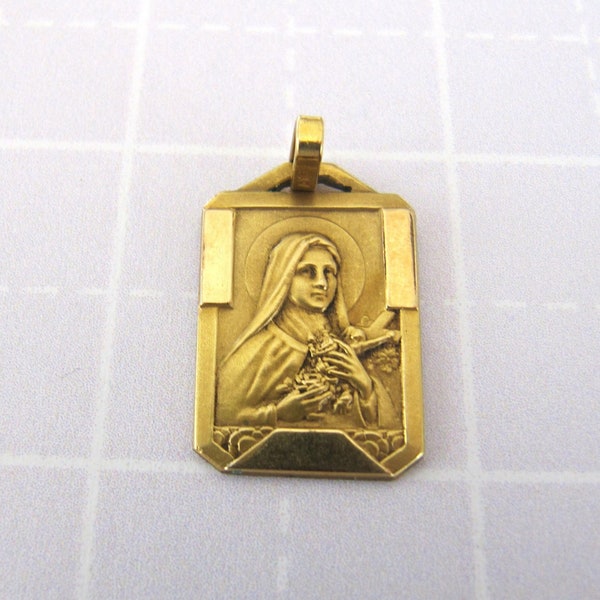 Collier pendentif Sainte Thérèse de Lisieux des années 30, plaqué or, breloque religieux français vintage, fabriqué en France par ORIA, bijoux religieux