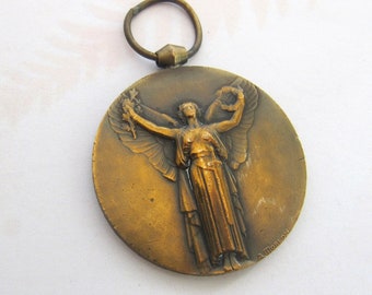 French Victory Angel Goddess Art Medal, Antique WWI Allied Nations 1914 1918 medallion pendant France WW1 antiquitie 1910s artist A. Morlon