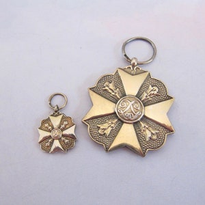 Pair Sterling Silver gold plated Vermeil medals, Collectible Belgian Civil medallion pendants Cross & Lily Lilllies pattern, Made in Belgium