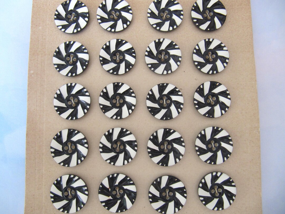 20mm 1930's Galalith Casein Buttons, 24 Vintage Late Art Deco Black and ...
