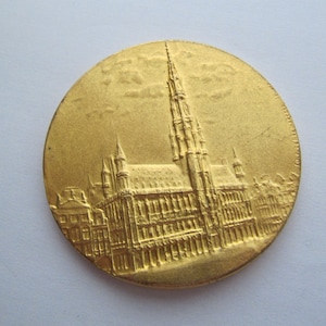 Médaille vintage Bruxelles Belgique, Médaille en bronze plaqué or La Grand-Place de Bruxelles, Médaille de l'art belge