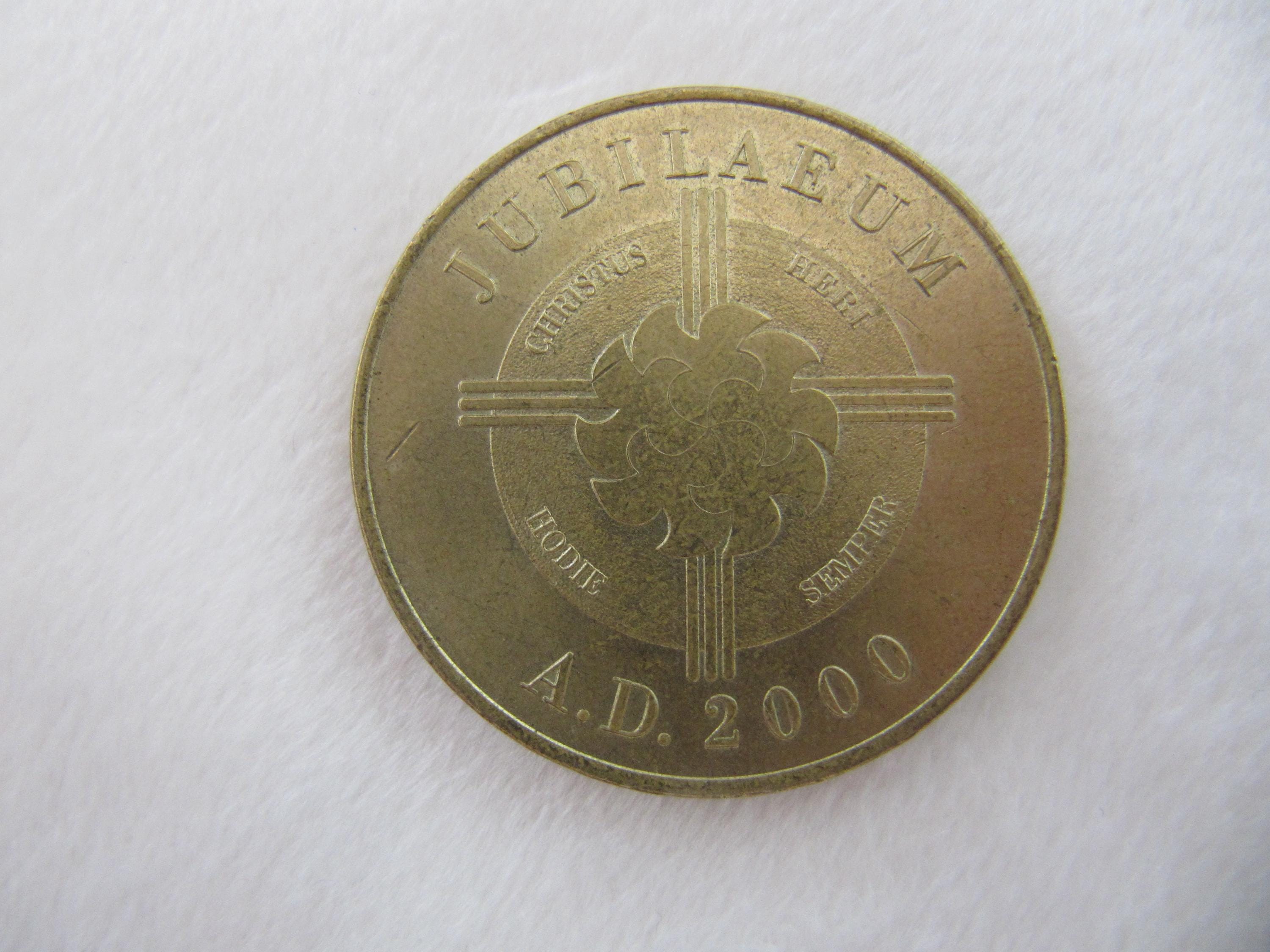 Notre Dame De Lourdes Vintage Bronze Token Medallion Commemorating the  Visitation of the Virgin Mary to Saint Bernadette, A.D. 2000 - Etsy Israel