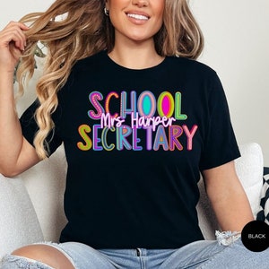 Camisa de secretaria de la escuela, camisa personalizada de la oficina de la escuela, regalo de secretaria, camiseta del personal de la escuela, camisa de secretaria personalizada, camiseta de secretaria, oficina imagen 2