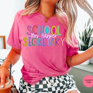 Camisa de secretaria de la escuela, camisa personalizada de la oficina de la escuela, regalo de secretaria, camiseta del personal de la escuela, camisa de secretaria personalizada, camiseta de secretaria, oficina imagen 5