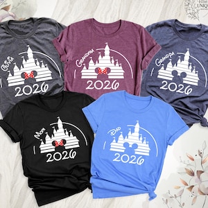 Camiseta personalizada de viaje a Disney 2026. Camiseta personalizada de vacaciones familiares en Disney, camiseta a juego de Disneyworld 2026, camiseta de Disneyland, camisetas de cumpleaños de Disney. imagen 1