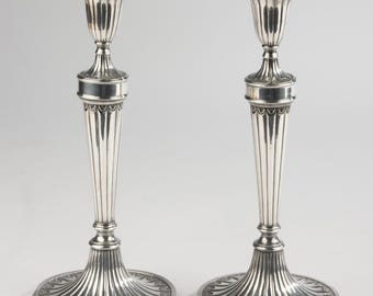 Set van 2 Antieke Verzilverde Kandelaren