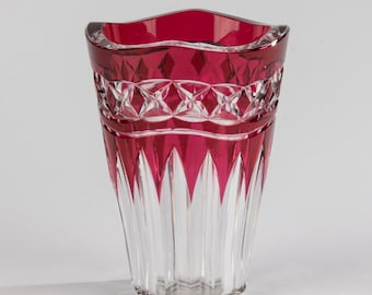 ヴァル・サン・ランベールのルビーレッドクリスタルの花瓶