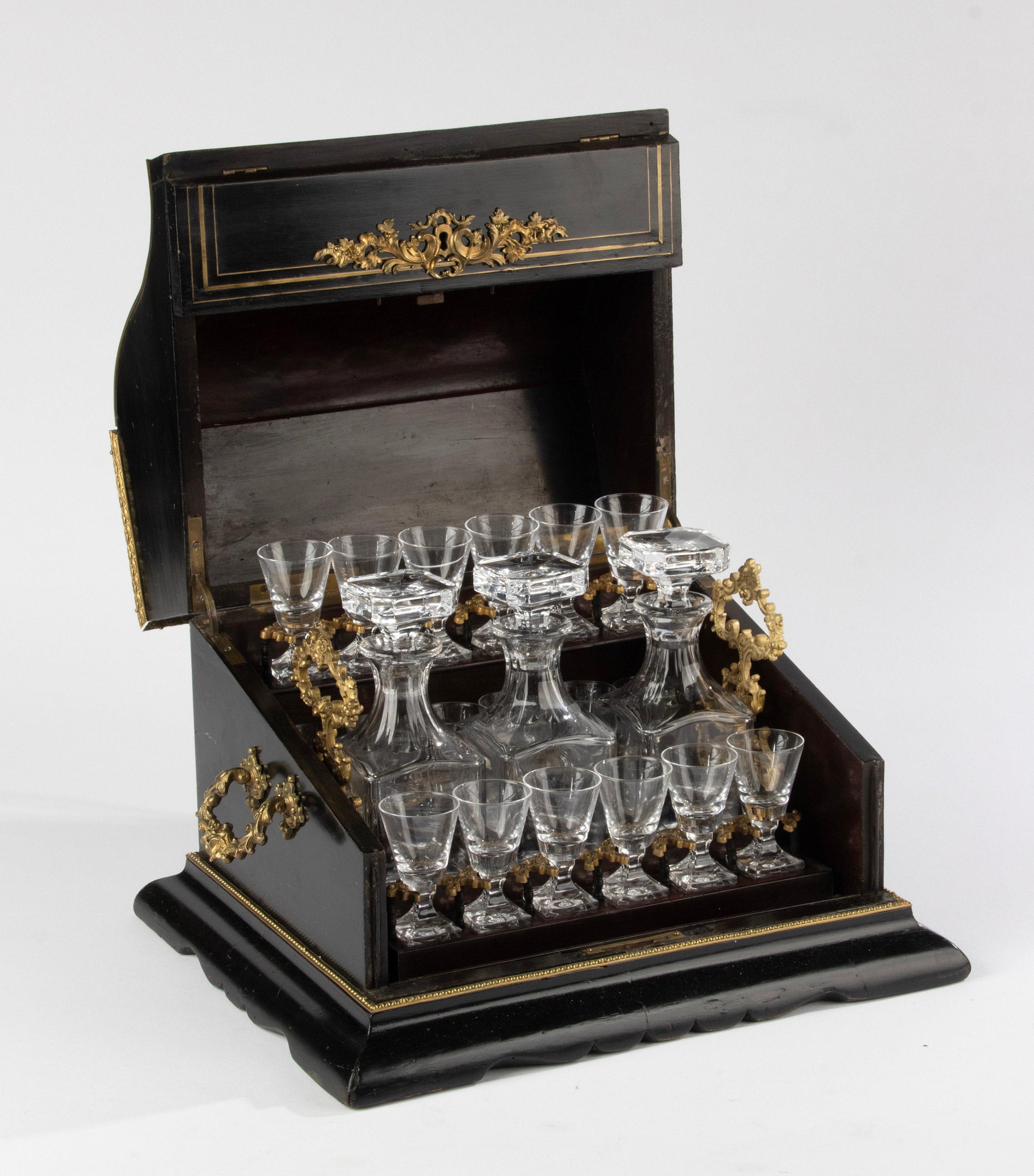 Lot - CAVE À LIQUEUR, ÉPOQUE NAPOLÉON III