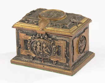 Small Antique Bronze Box - 8 cm