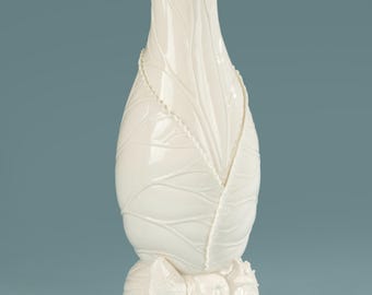 Large Vintage Porcelain Vase - Blanc de Chine