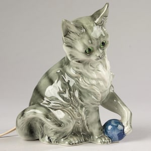 Porcelain Table Lamp - Cat