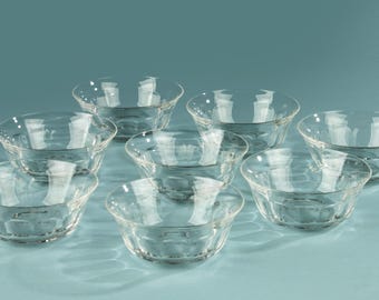 Set of 8 Bowls - Crystal