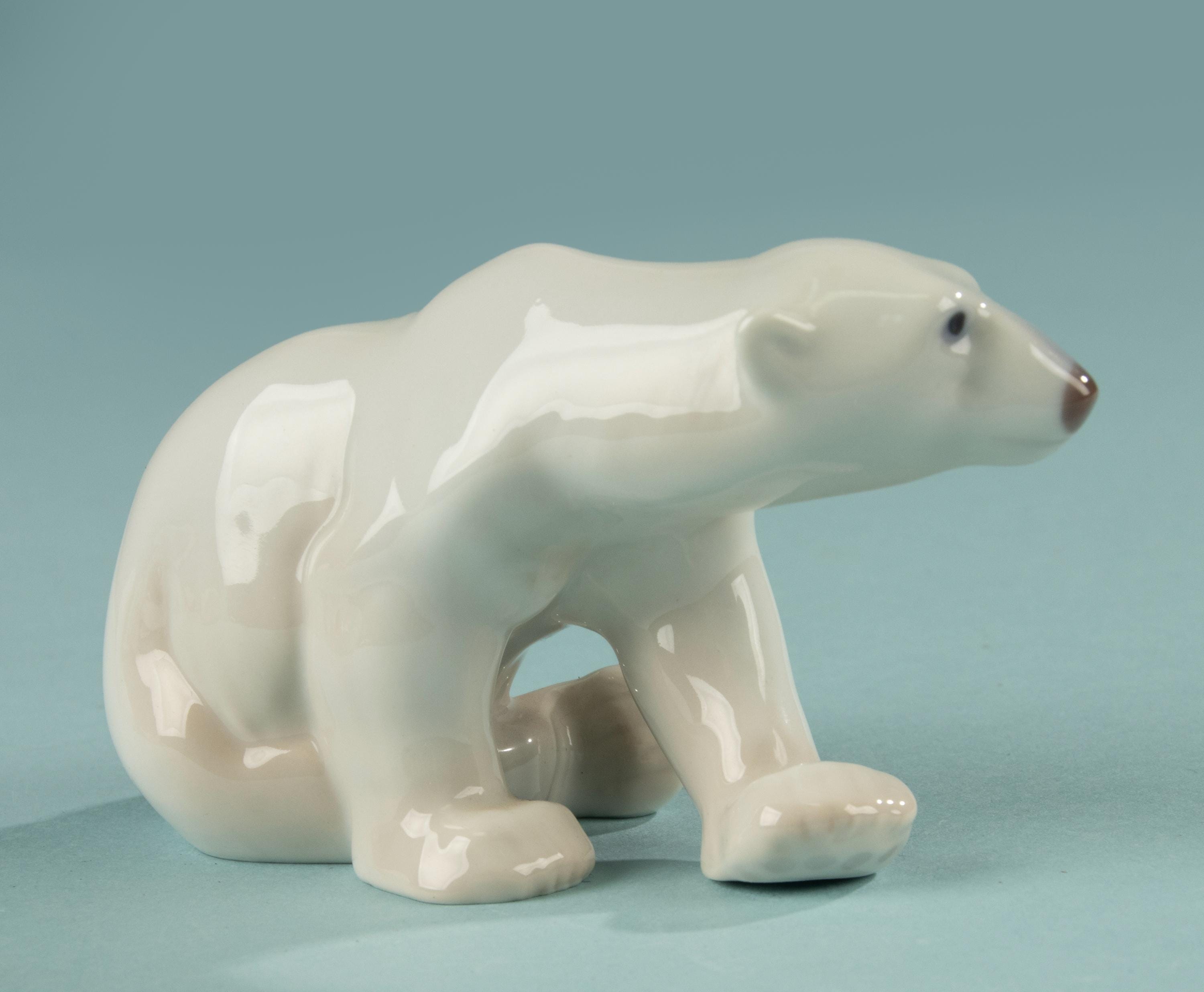 Polar Bear Figurine - Bing & Grondahl - Porcelain - Model 2217