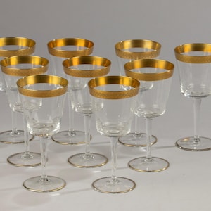 Set of 9 Crystal Wine Glasses - Gold Rim