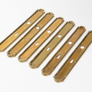 Set mit 6 Messing-Türknauf-Rückplatten