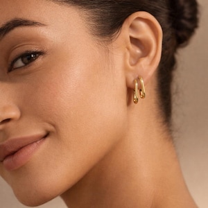 Paperclip Huggies | Oval Huggie Hoop Earrings | Geometric earrings hoop earrings | Sterling silver 18k gold vermeil