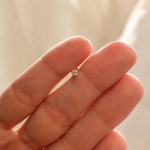 Flat Back Cartilage Piercing, Minimalist Helix Tragus Flat Piercing, Sleep Friendly Labret, CZ Piercing, Hypoallergenic, 18k Gold Vermeil